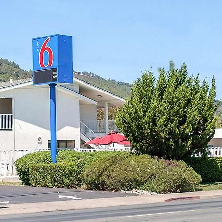 Motel 6-Ukiah, CA Bagian luar foto