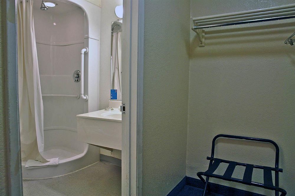 Motel 6-Ukiah, CA Bagian luar foto
